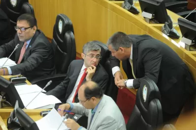 El macrismo criticó el veto de Manzur a la “Ley de PyME”