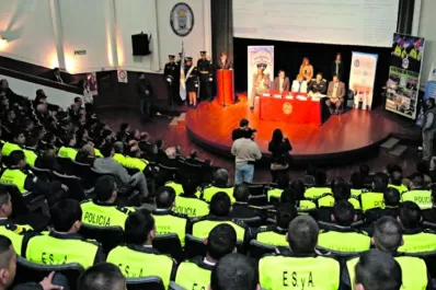Los policías podrían ser licenciados en Seguridad