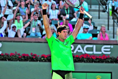 Del Potro ganó el duelo de argentinos; ahora, Djokovic