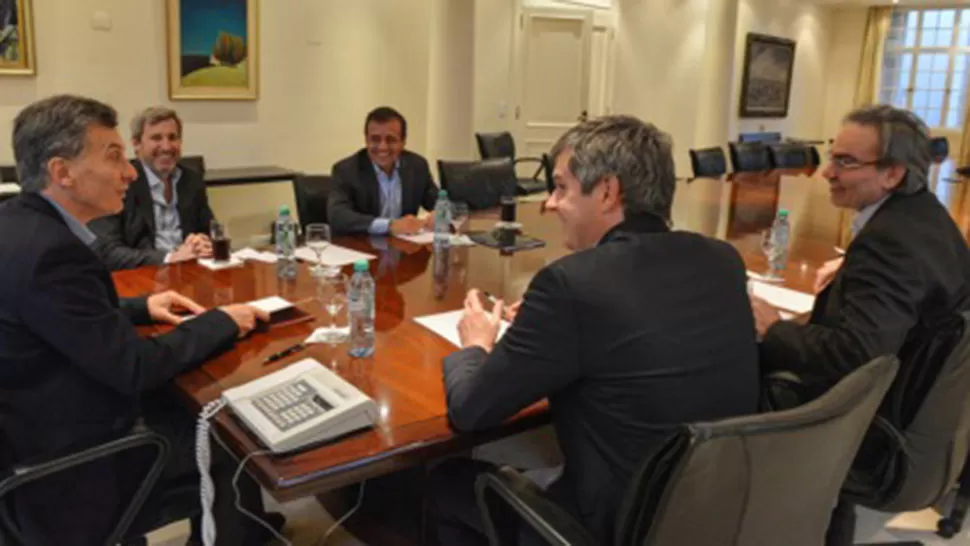 Macri reunió a la mesa chica del gabinete nacional. FOTO TOMADA DE LA AGENCIA TÉLAM. 
