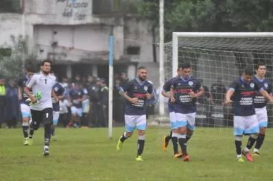 Un jugador de Marapa fue amenazado por hinchas de Newbery