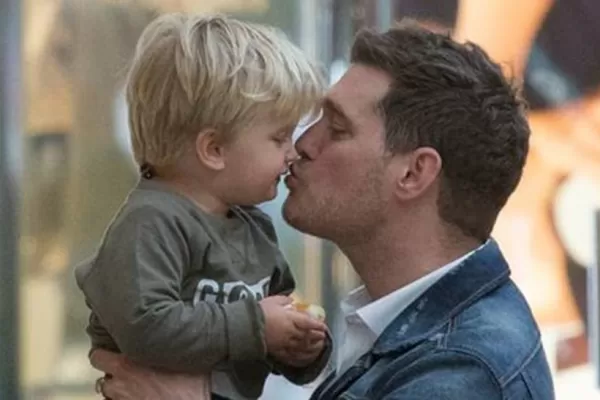 Michael Bublé llora de alivio porque su hijo Noah está mejor