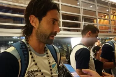 Atlético aterrizó en la capital uruguaya y no le teme al gigante