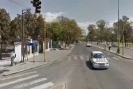 Un camión arrolló a una señora que pedía limosna frente al parque 9 de Julio