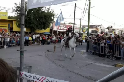 Casi 700 jinetes cabalgaron por las sierras hacia Villa Brochero