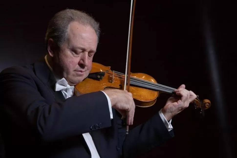 -El  violinista polaco-argentino Nicolás Chumachenco ofrecerá el sábado, a las 21, un concierto en el San Martín.-