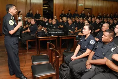 Los policías federales se capacitan en enfrentamientos armados y prevención