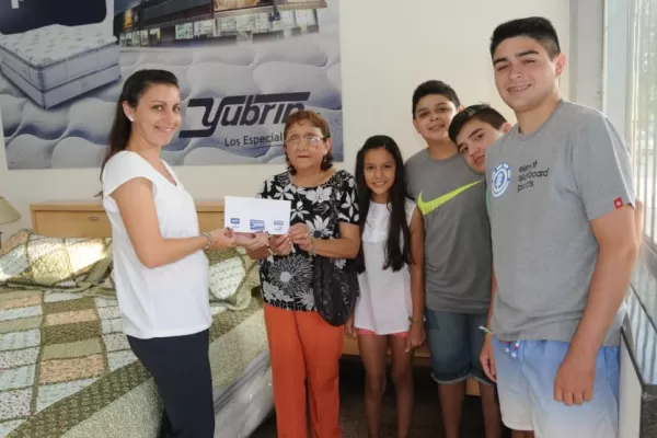Se llevó de Yubrin un colchón, cubrecama y toallones