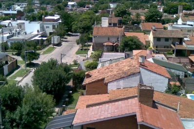 Un adolescente discutió con su padre y le disparó en la cabeza