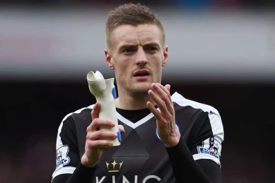 El goleador de Leicester recibió amenazas de muerte por el despido de Ranieri