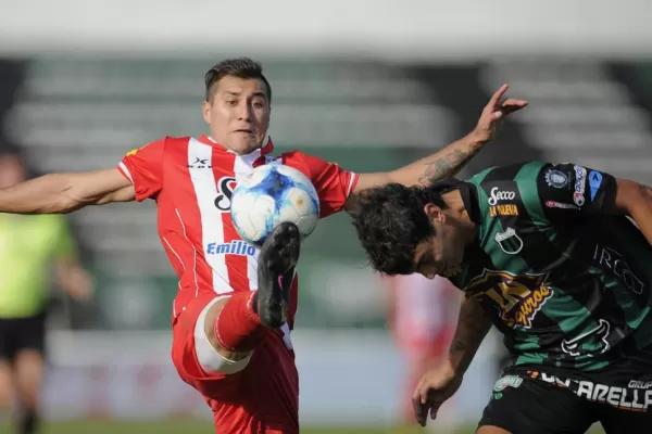 Cagna lamentó el resultado y la manera de jugar