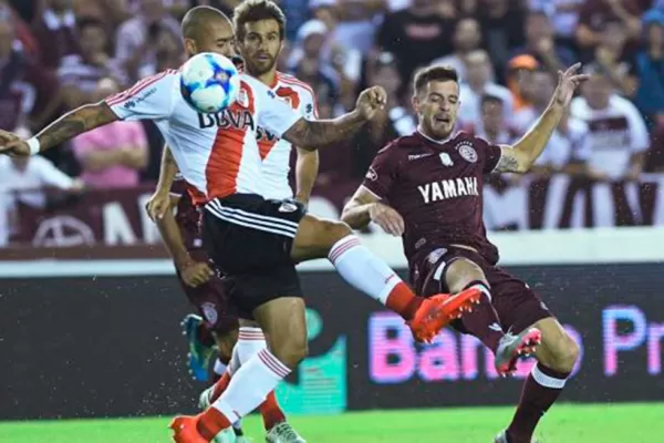 River se lo dio vuelta a Lanús y mantiene la esperanza