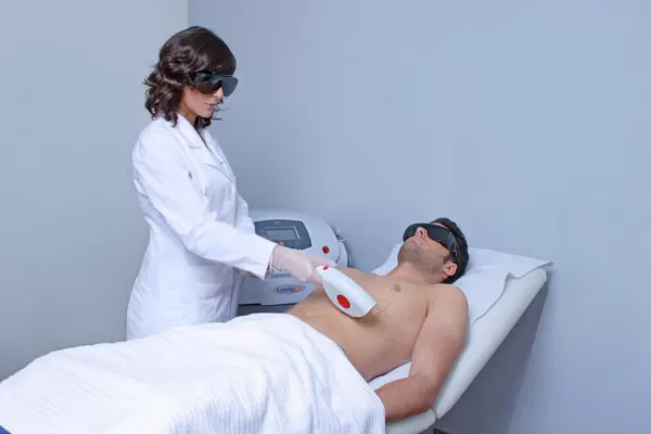 Los hombres eligen bótox y depilación definitiva