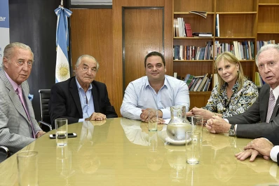 El comercio acordó una suba salarial del 20%