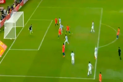 Polémica: mirá el gol anulado a Chile
