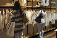 Volverán la cuotas sin interés para revertir la caída del consumo