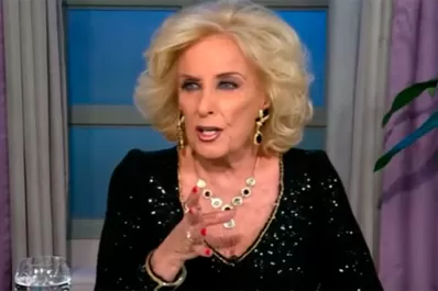 Sigo siendo de Cambiemos, yo no soy panqueque, dijo Mirtha Legrand