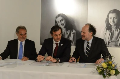 Según Bullrich, Ana Frank murió por culpa de una dirigencia que no fue capaz de unir y lo acusan de negar el Holocausto