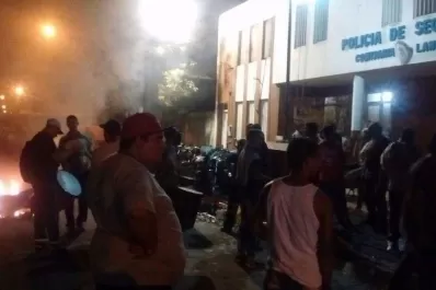 La represión policial a un comedor infantil supera todo lo que uno puede esperar, dicen dirigentes sociales