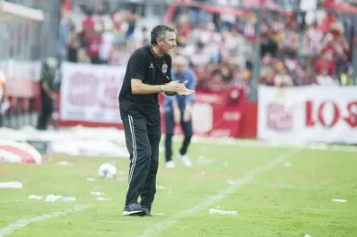 El santo busca, pero no encuentra