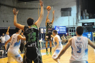 El “Trueno Verde” venció a Hindú en el inicio de la serie