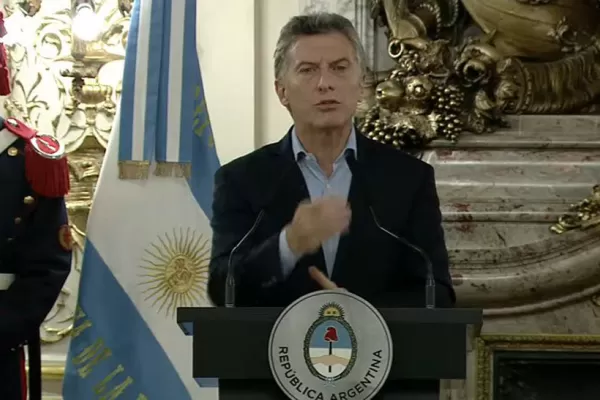 Macri dijo que quienes promueven el paro son mafiosos