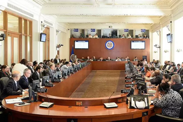 Bolivia y Venezuela denuncian un golpe de Estado institucional en la OEA