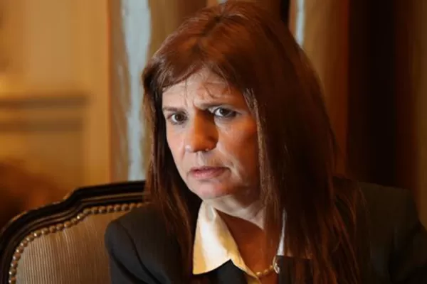 Patricia Bullrich: los sindicalistas hace años que no laburan