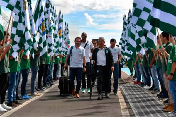 Chapecoense y Atlético Nacional juegan una Recopa especial luego de la tragedia aérea