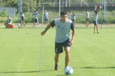 Barbona le resta dramatismo al flojo presente “decano”