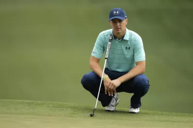 Augusta propone acción de la buena, bajo la lluvia