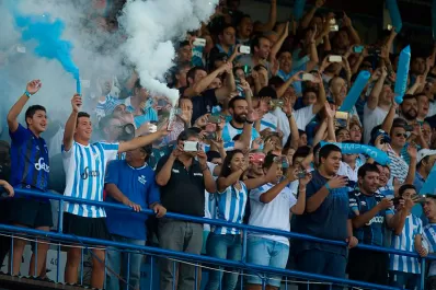 El partido de Atlético con River se postergaría por el cargado calendario de ambos clubes