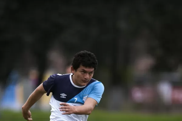 “Pulguita”, que hoy será titular ante Central, no dudó en apoyar a Lavallén y Cía.