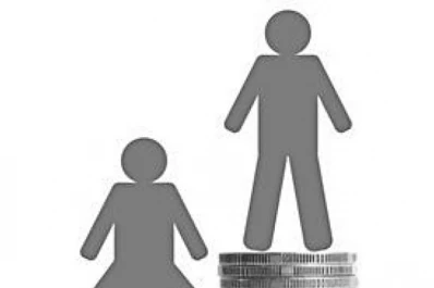En la Argentina, los varones gana el doble que las mujeres