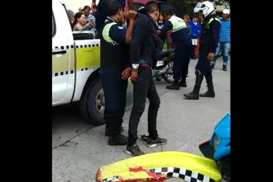 Video: le dieron una paliza a un motochorro que intentó asaltar a un peatón