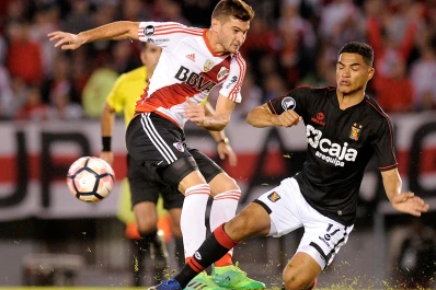 River ganó, gustó y goleó en el Monumental