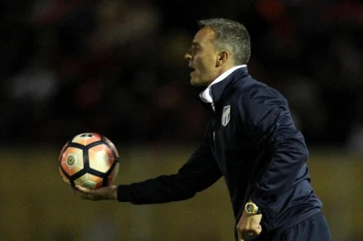 Lavallén hará dos cambios en el equipo ante San Lorenzo