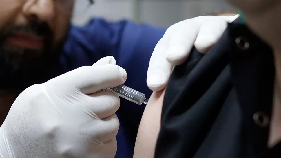 PRIMERA ETAPA. Unas 15.000 personas que integran los grupos de riesgo recibieron en la provincia la vacuna antigripal 2017, menos del 15%.