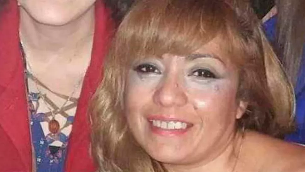 CONMOCIÓN. Lucy Irma Hoyos fue asesinada a puñaladas frente a sus hijos. FOTO TOMADA DE ELLIBERAL.COM