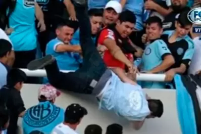 El hincha de Belgrano arrojado de la tribuna tiene muerte cerebral