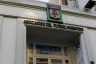 La AFA se comprometió a colaborar con el caso del hincha arrojado de la tribuna