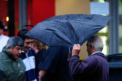 Renovaron la alerta meteorológica por lluvias intermitentes para Tucumán