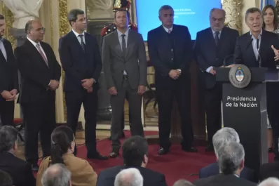 Cinco claves para entender el acuerdo que firmaron Macri y Manzur para modernizar el Estado