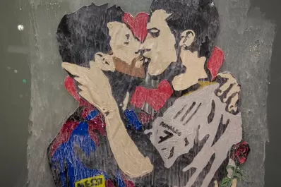 Messi y Cristiano Ronaldo, a los besos en la previa al clásico español
