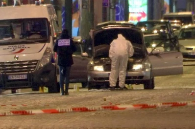 Un terrorista atacó en París y terminó abatido por la policía