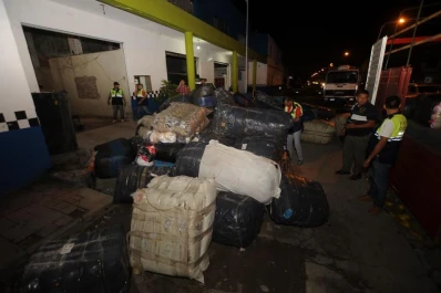 Quisieron pagar $ 500.000 para que no les incauten mercadería por $ 50 millones