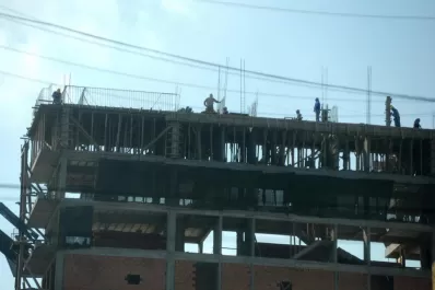 El empleo en la construcción aún no repunta