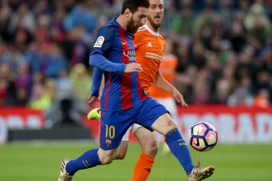 Con dos goles de Messi y uno de Mascherano, Barcelona se lució y goleó a Osasuna
