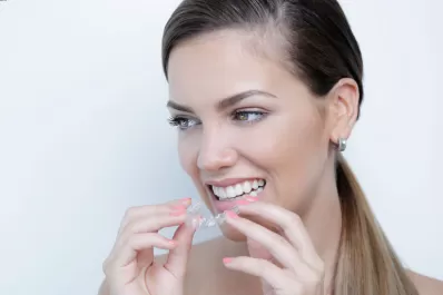 Llegó a Tucumán un revolucionario tratamiento de ortodoncia invisible