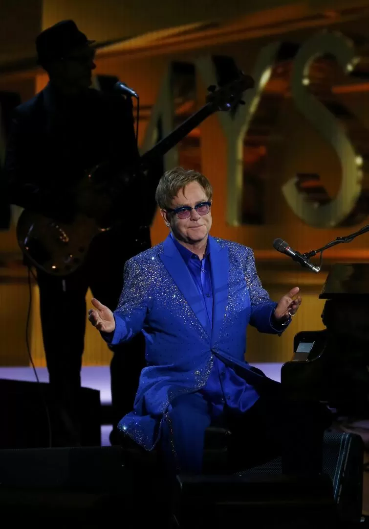 TIENE 70 AÑOS. Elton John se sintió mal en el vuelo de Chile hacia Londres. reuters
